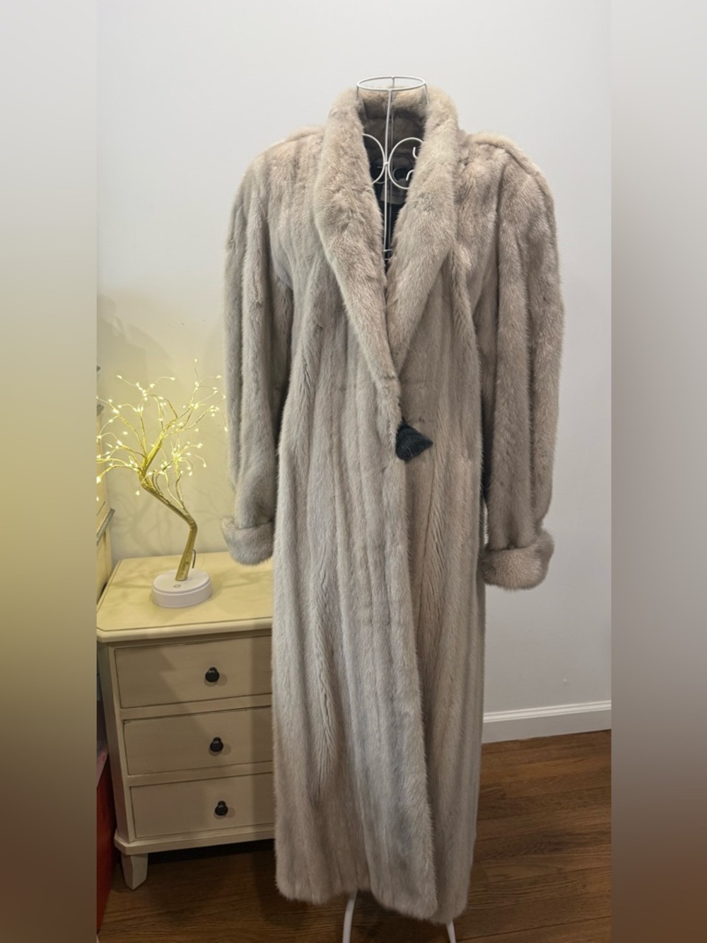 Long full skin mink Light vintage grey ( Cerulean ) with custom paisley lining